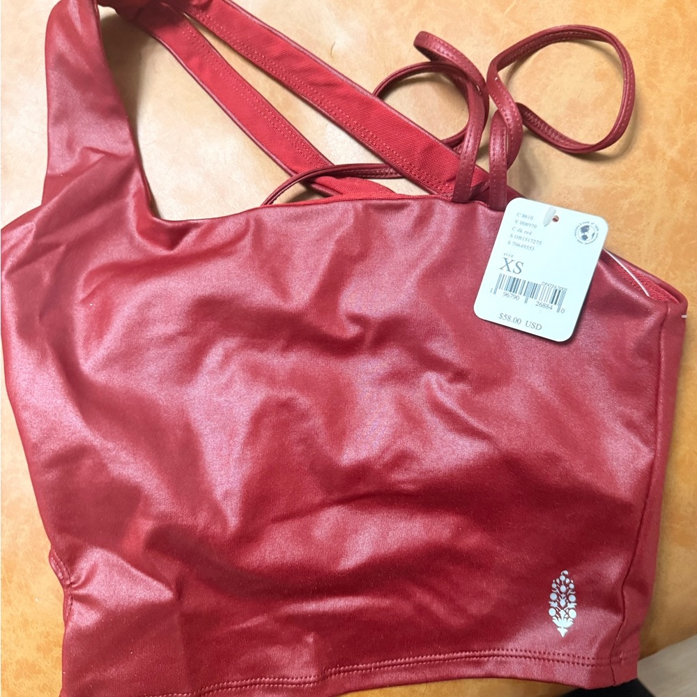 Free people movement tank